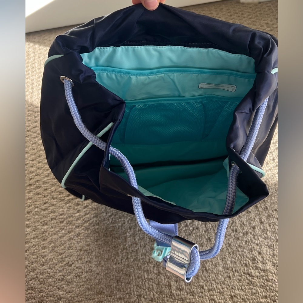 Ivivva Navy Backpack NWOT - Picture 3 of 3